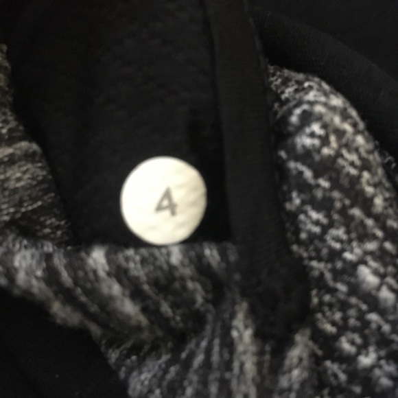 Lululemon Stretch It Out Hoodie - Picture 5 of 6